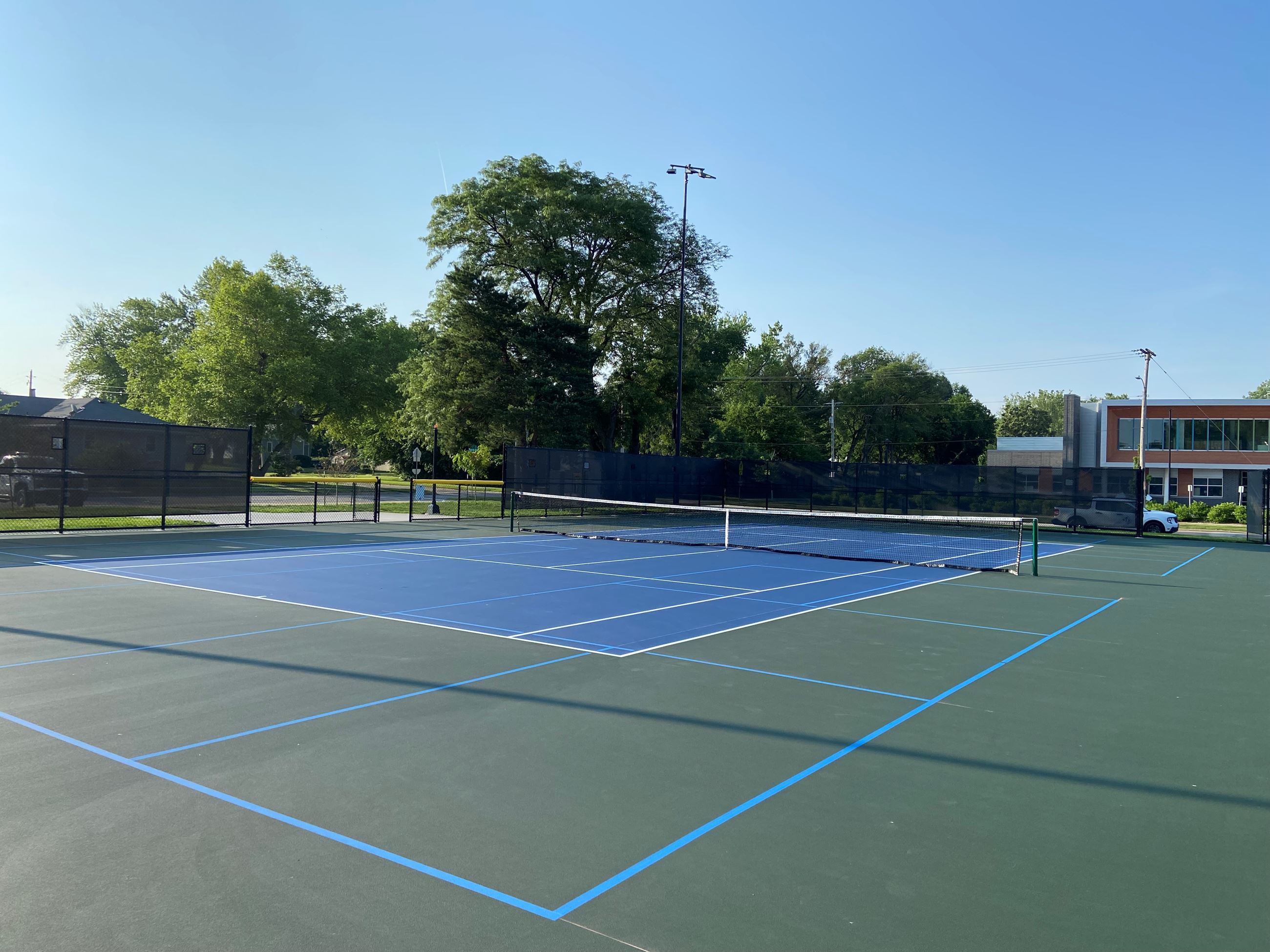 Lions Tennis Court - website